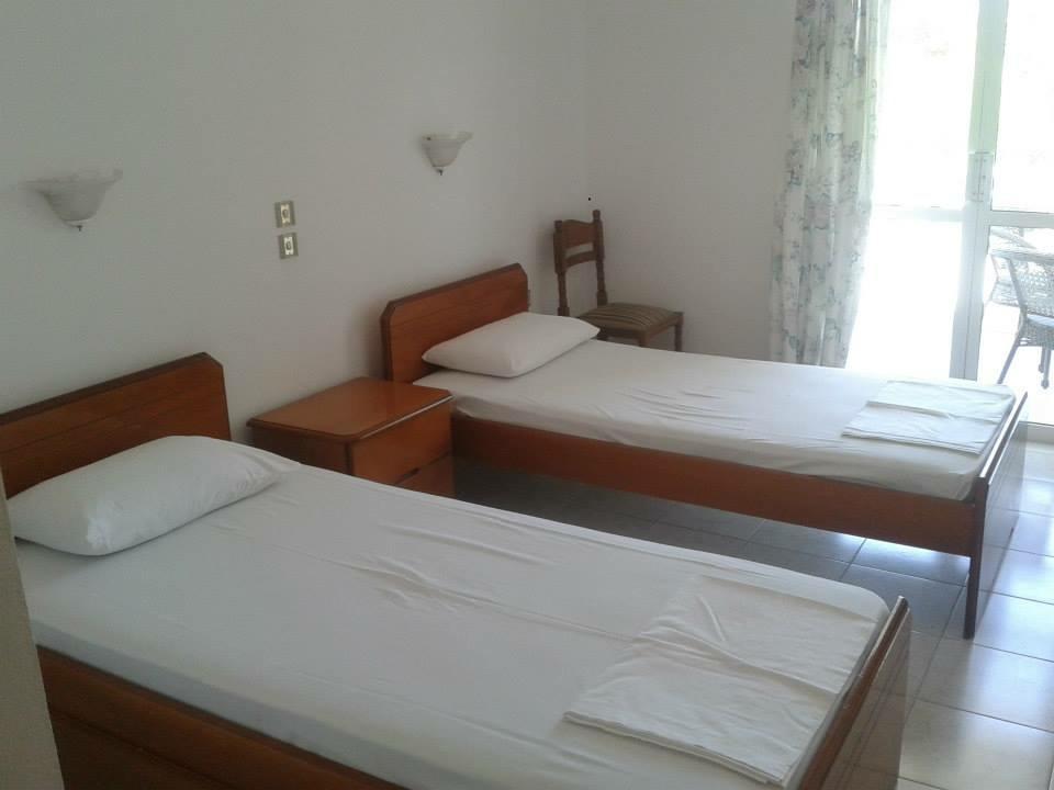 Rallou Rooms & Apartments Gaitani Extérieur photo